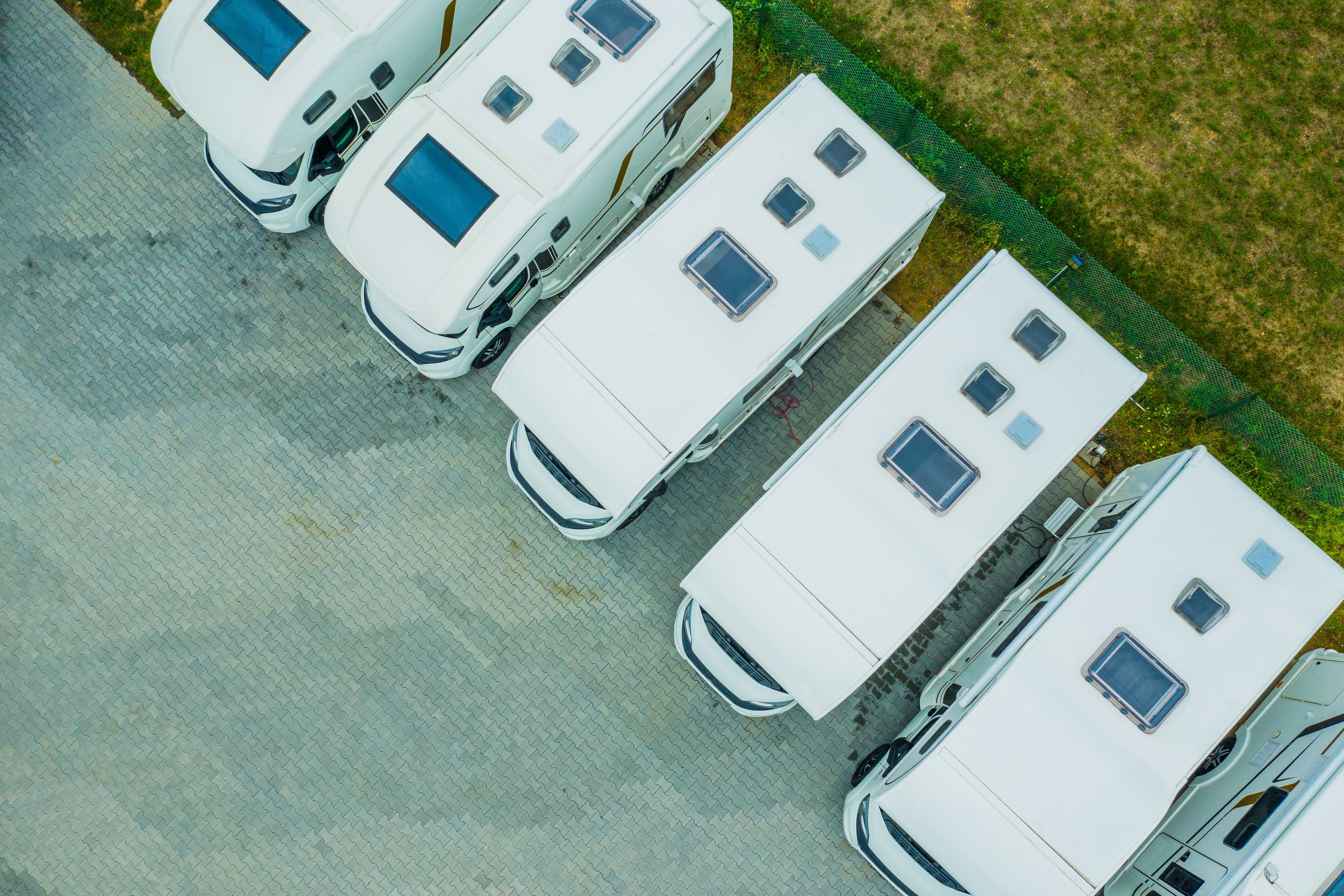 camper-vans-dealership-